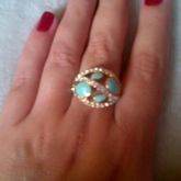 Anel Dourado strass e pedras azuis